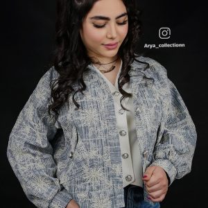 Alternative view of کت جین با گلدوزی خاص